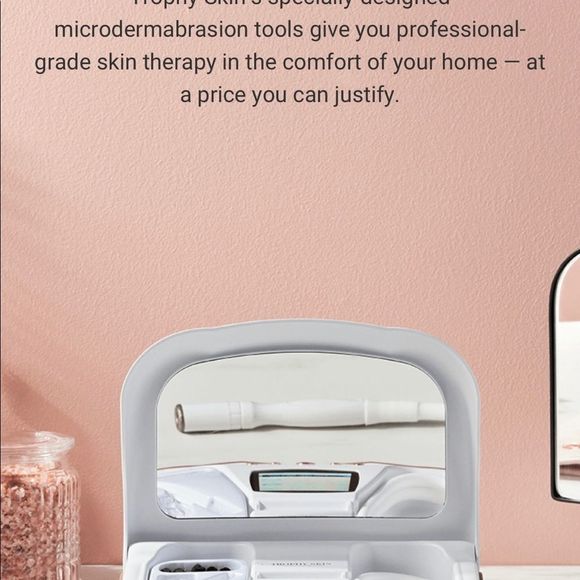 EUC Trophy Skin MicrodermMD - Picture 9 of 10